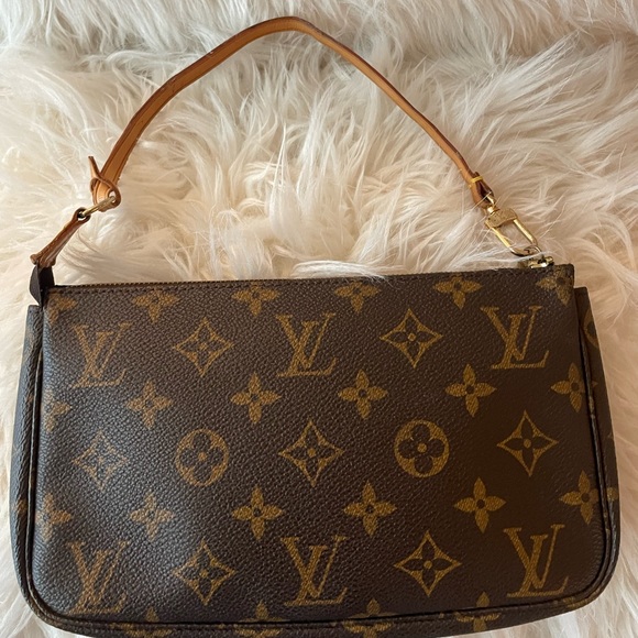 🔥SOLD🔥Authentic Louis Vuitton Pochette Accessories - Picture 15 of 16